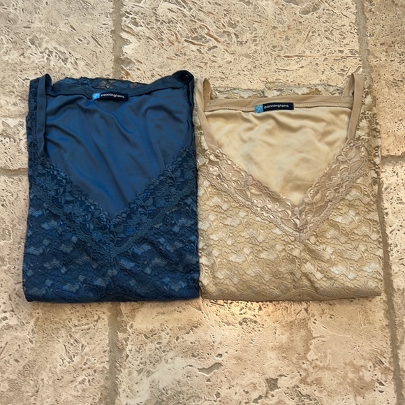 Batch of two Pennington’s ladies dressy tops. - Picture 7 of 7